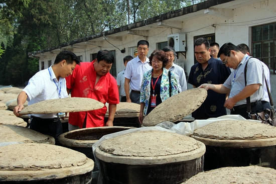 王勿橋醋“農(nóng)洽會(huì)”上引來(lái)山西客