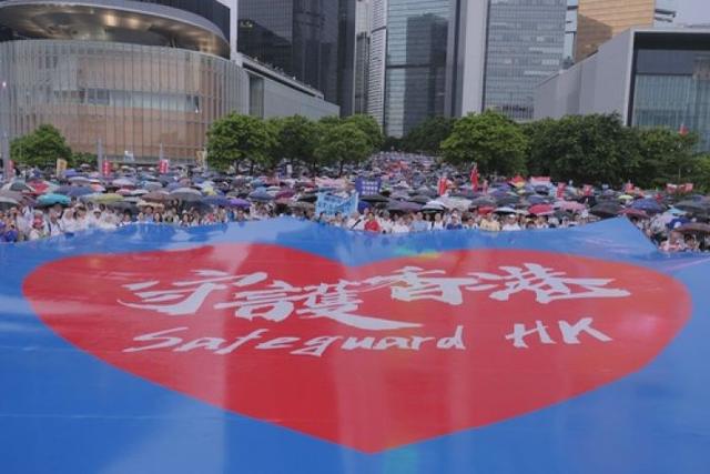 忍無可忍，終于出手了！這一次香港人不再沉默，這個決定非同尋常 