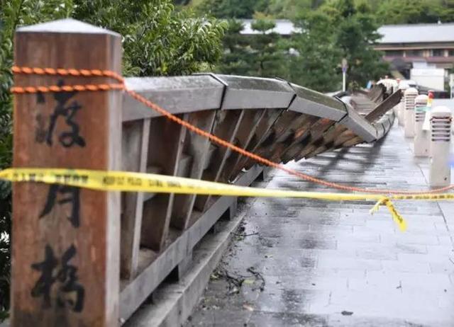 臺風(fēng)侵襲臨海古城：當(dāng)古建筑遭遇洪水猛獸，我們該如何應(yīng)對？ 