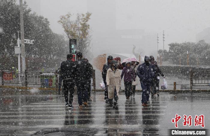 北方地區(qū)雨雪降溫中迎立冬 多地開啟供暖季