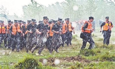 風(fēng)雨見證，軍人本色