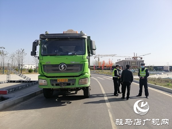 市區(qū)集中治理大貨車、農用車等闖禁區(qū)違法行為