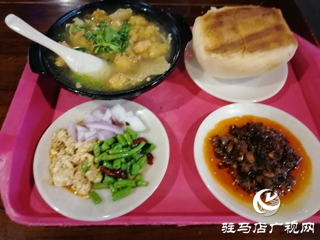 吳嬸饃菜湯，吃出家的味道