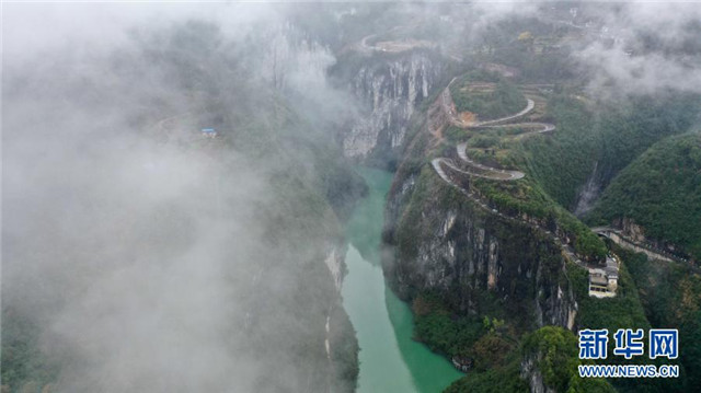 湖北鶴峰：溇水風光似畫卷