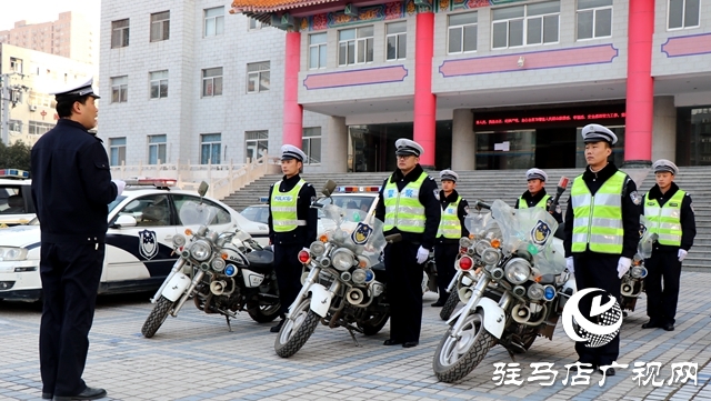 駐馬店市中心城區(qū)開(kāi)展車輛亂停亂放行為整治活動(dòng)