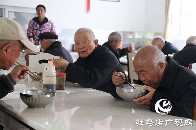 見證小康時代，讓殘疾人士活出精彩人生