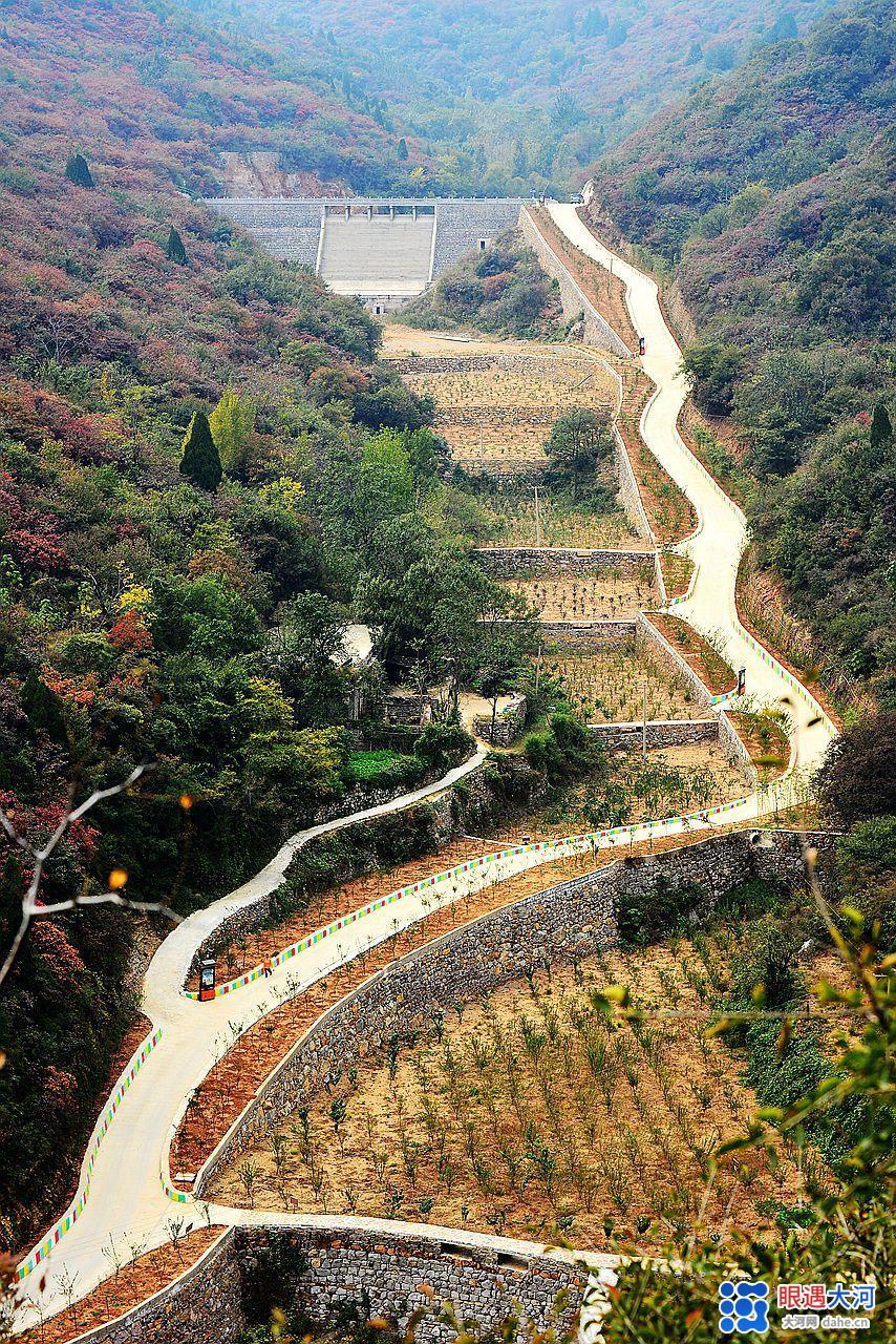 醉美紅葉秋染太行