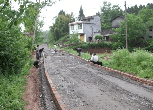 農(nóng)村道路如何“走得安全”