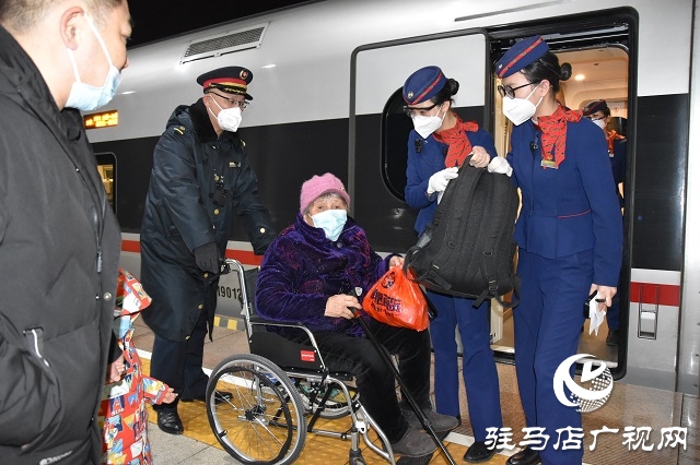 駐馬店車務(wù)段迎來春運返程客流高峰 多去往北京、上海、深圳、鄭州等地