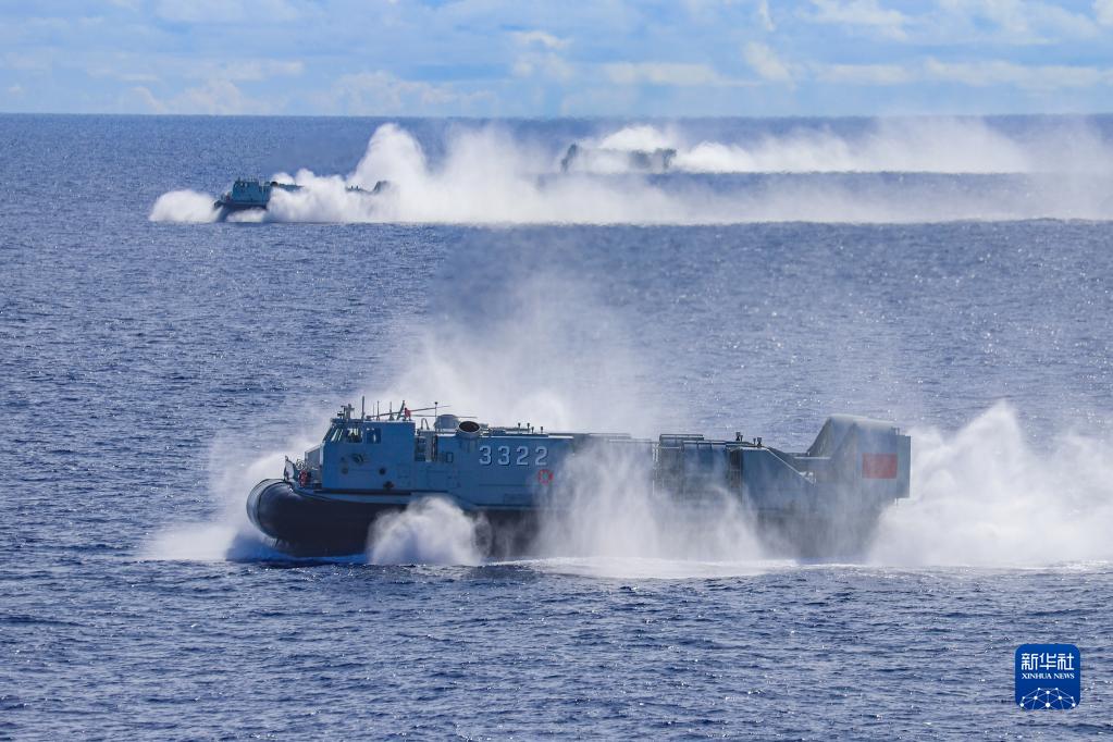 “錨”定忠誠 “艦”證時代——寫在人民海軍成立73周年之際