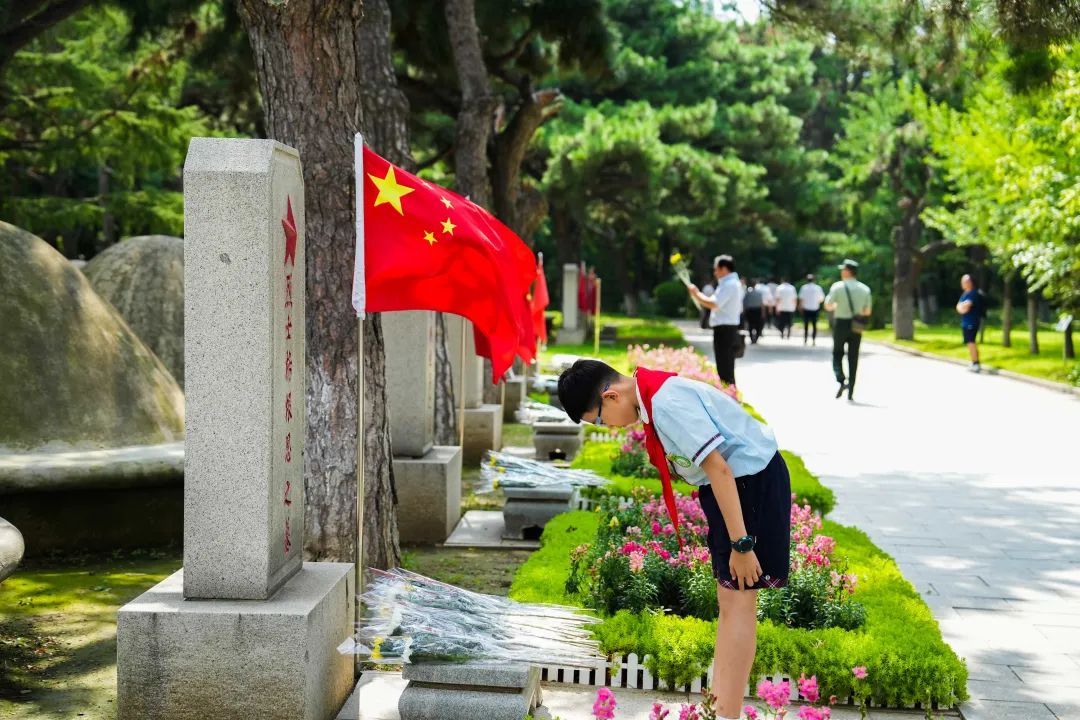 共和國不會忘記丨焦點網(wǎng)談