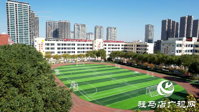 我市實施教育項目建設(shè)中小學校辦學條件大幅度改善