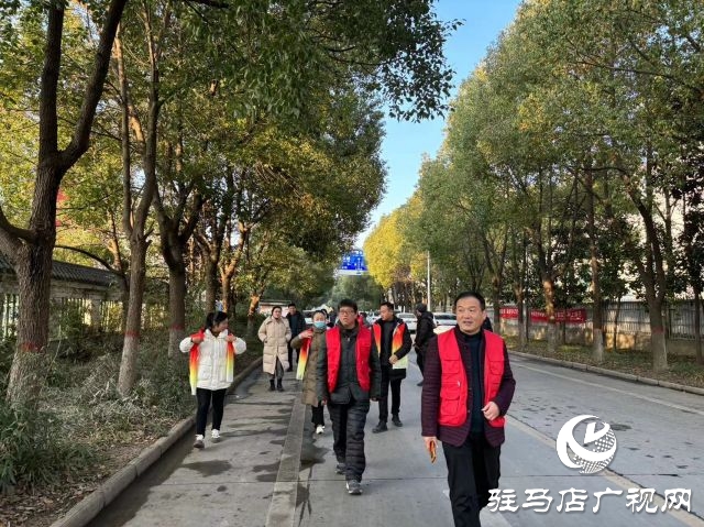 正陽(yáng)縣真陽(yáng)街道：主題黨日 黨員干部立足崗位學(xué)思想見(jiàn)行動(dòng)