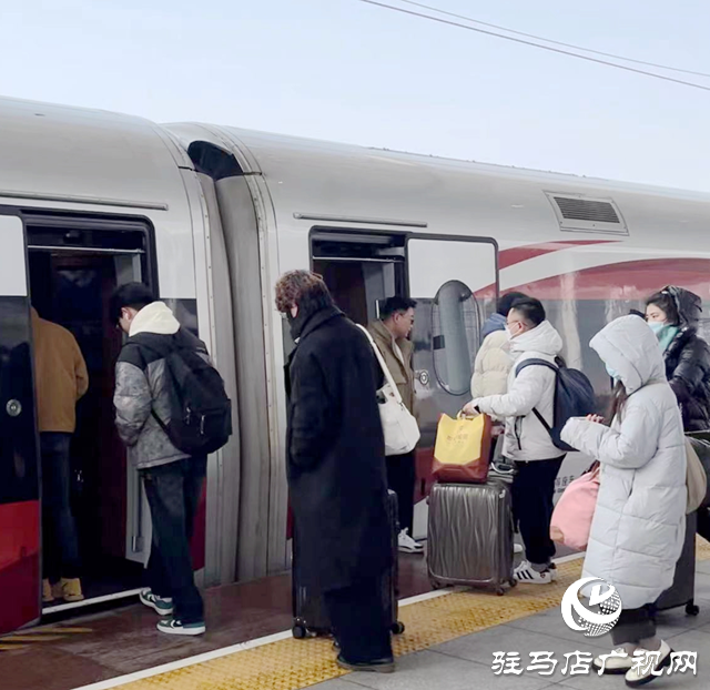 受降雪影響途經(jīng)駐馬店多趟列車停運 停運退票不收取退票費