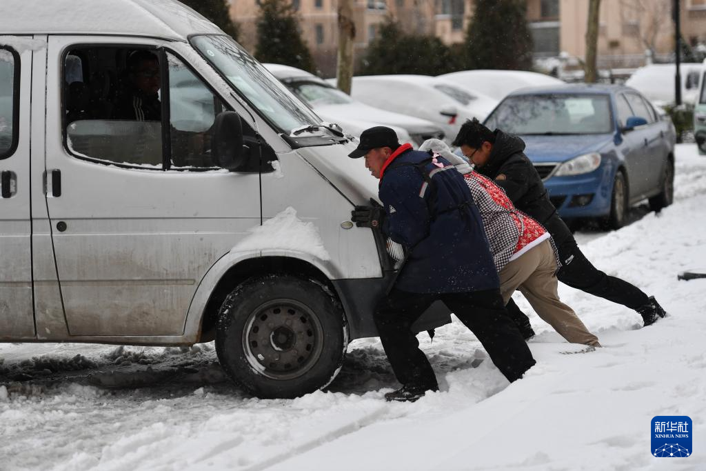 多地迎來降溫降雪天氣