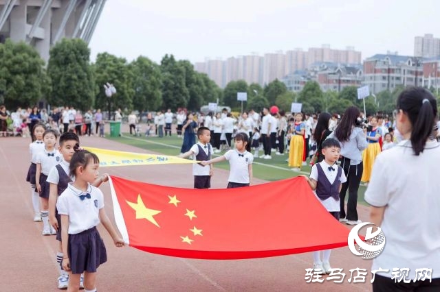 幼兒園六一親子運(yùn)動(dòng)會(huì)：“趣”運(yùn)動(dòng) 健體魄 向未來(lái)