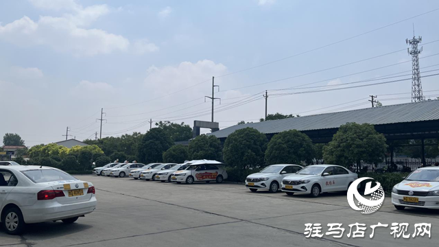 駐馬店：高考過后 駕校迎來“學車熱”