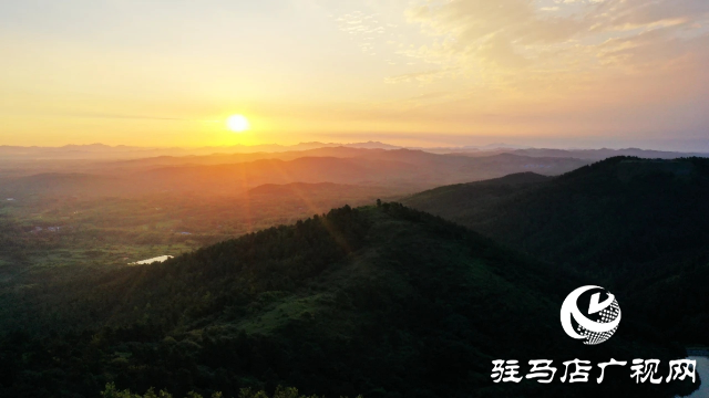 【家在天中】盤嵐朝起添秀色 美麗泌陽(yáng)盤古山