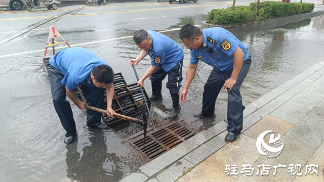 駐馬店市政部門：積極應對持續(xù)降雨 確保市區(qū)排水暢通